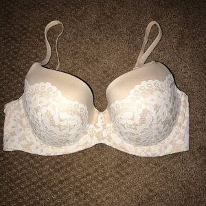 Victoria’s Secret Body by Victoria Lined Demi Bra